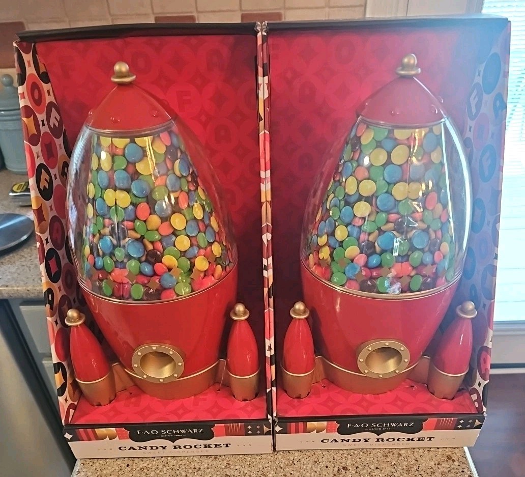 FAO Schwarz Vintage Rocket Sweet/Candy Dispenser Plug-in Or