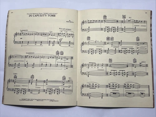 Romeo & Juliet Souvenir Music Album VTG Paperback Songbook Capitol Records 1968 - Picture 6 of 6