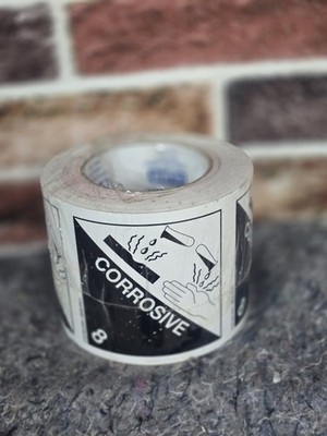 Tape Logic Labels, ''Corrosive'', 4'' x 4, Black/White, 500/Roll #DL5240 New