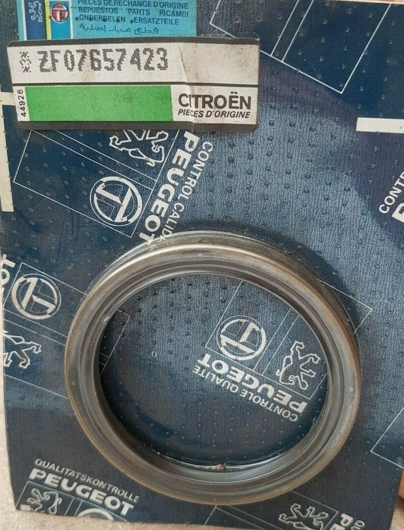 Citroen C25 Peugeot J5 Boxer Front Wheel Hub Seal ZF07657423