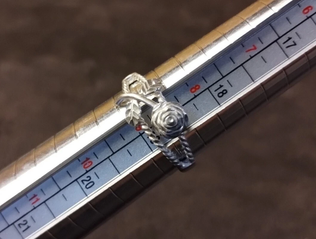 Avon 2024 rose ring