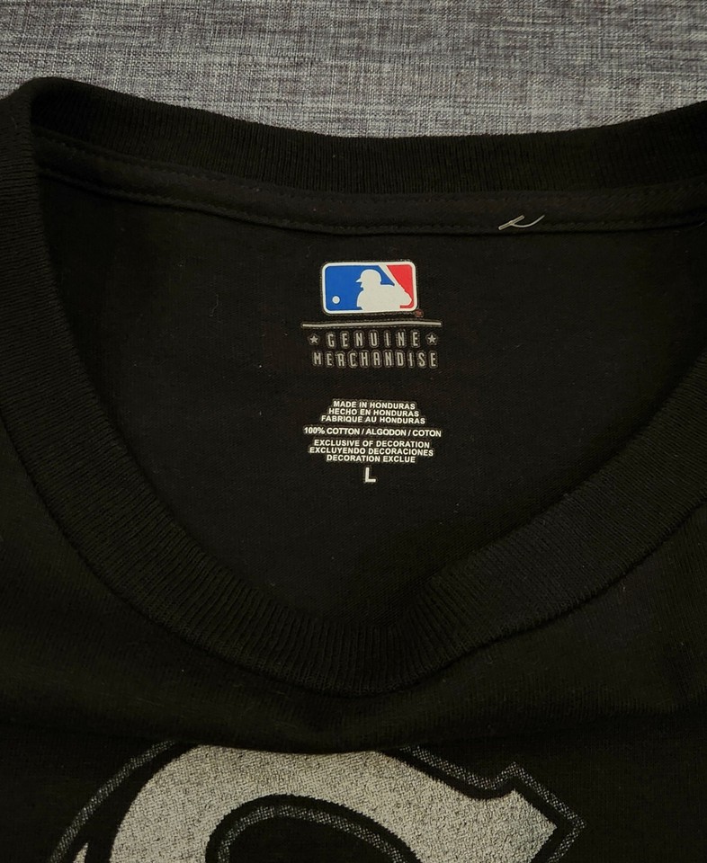 NEW Boston Red SOX black cotton short-sleeve t-shirt (L) by Genuine ...