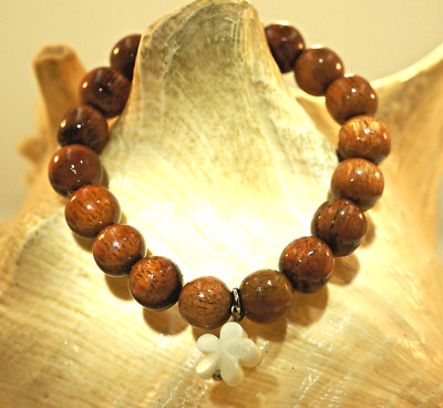 10MM HAWAIIAN KOA WOOD ROUND BALL BEAD & CARABAO BONE PLUMERIA STRETCH BRACELET