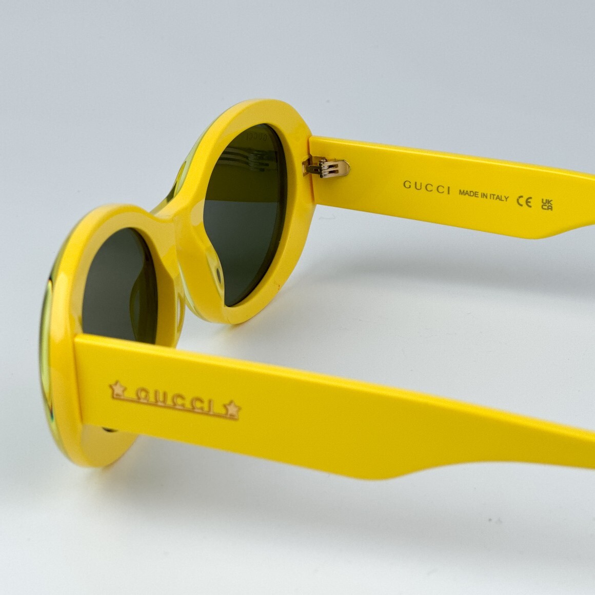 Gucci Women AUTHENTIC Sunglasses Yellow Green Oval GG1587S  display picture 3