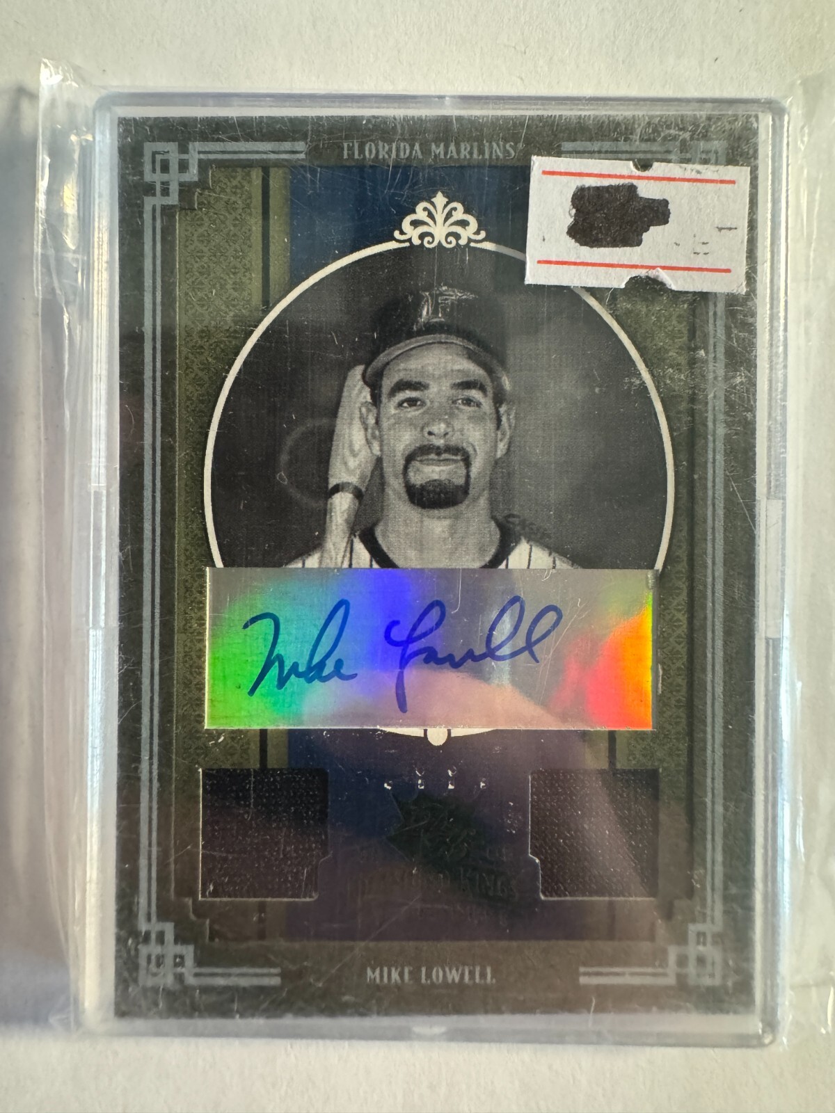 K218,312 - 2005 Diamond Kings Auto Jersey Bronze B/W #97 Mike Lowell #/25