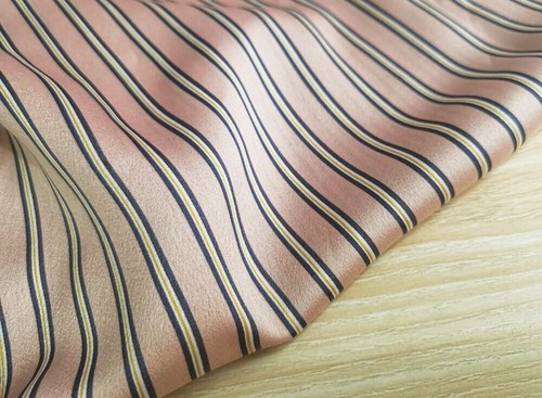 1 yard X 1.48 meter Pink Striped Material Crepe Satin Charmeuse Fabric For Gown - Picture 3 of 6