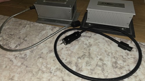 High End Set 2x Devialet Phantom Gold + DSS Netzfilter + 2x Tree Wert Np 8.200€ - Bild 22 von 24