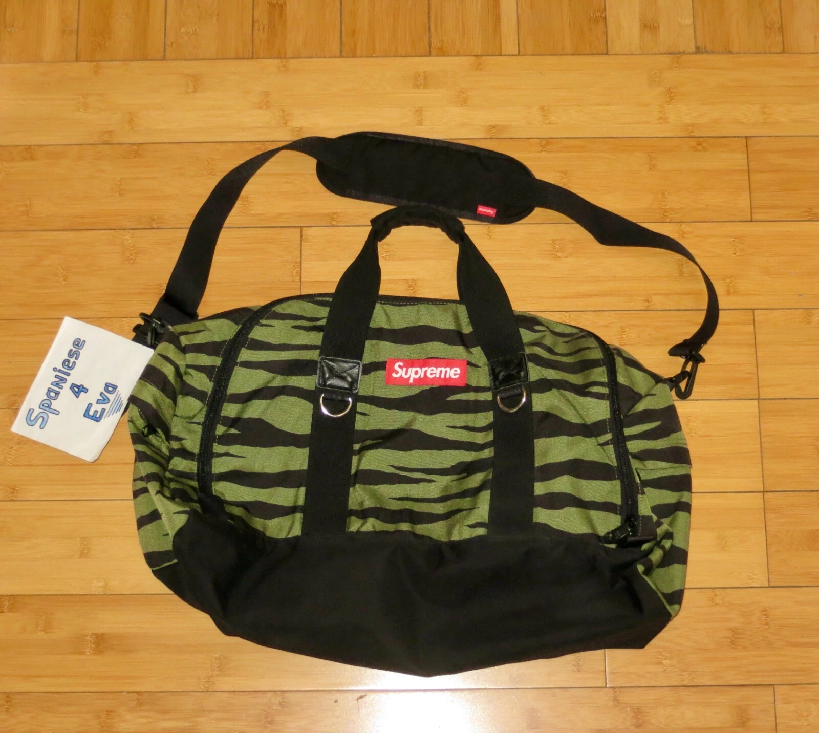 Sac de voyage imprimé zèbre vert suprême SS11
