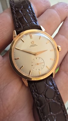 Omega Automatic Herren, Roségoldgehäuse, weißes Zifferblatt small seconds, Leder