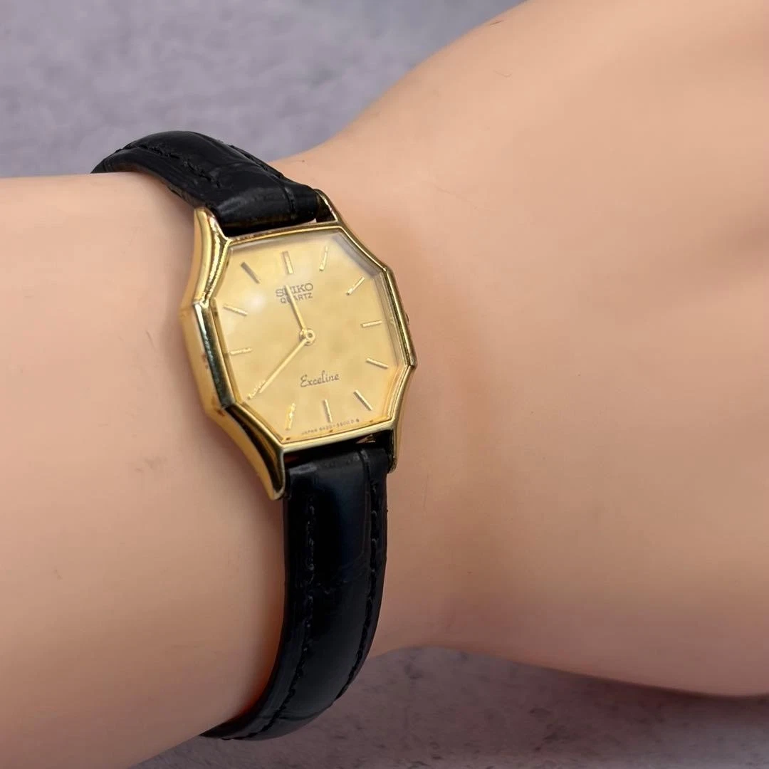 SEIKO Exceline Cuarzo Oro Caja Negro Banda Reloj Mujer Japón