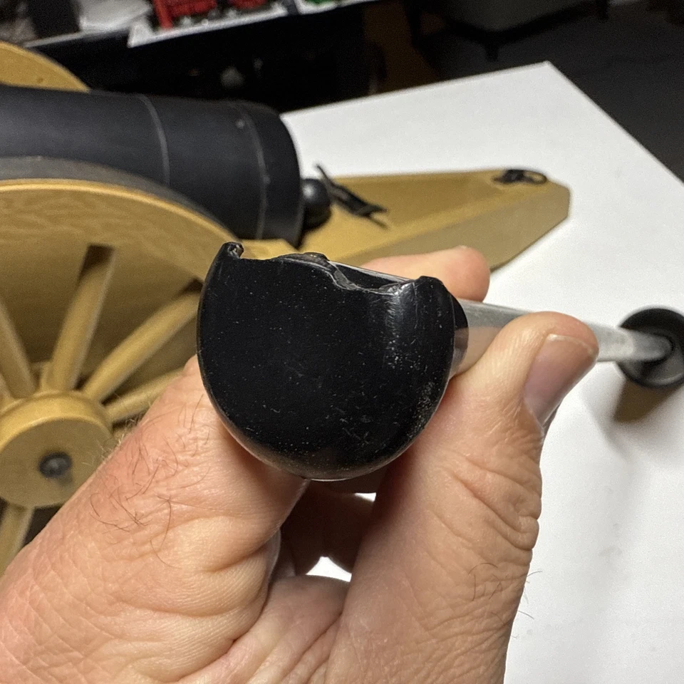 Johnny Reb 1961 Remco Cannon Civil War Rebel RARE VINTAGE + Plunger & Cannonball - Image 4 of 4