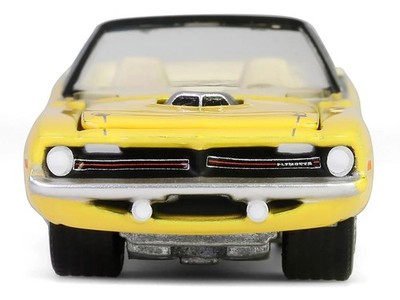 1970 PLYMOUTH 'CUDA CONVERTIBLE YELLOW 1/64 DIECAST MODEL BY