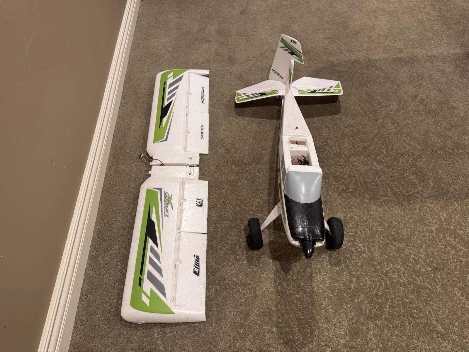 Horizon Hobby Timber x 1.2m RC Plane R/C Stunt Plane