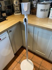 Dyson Floor Dok