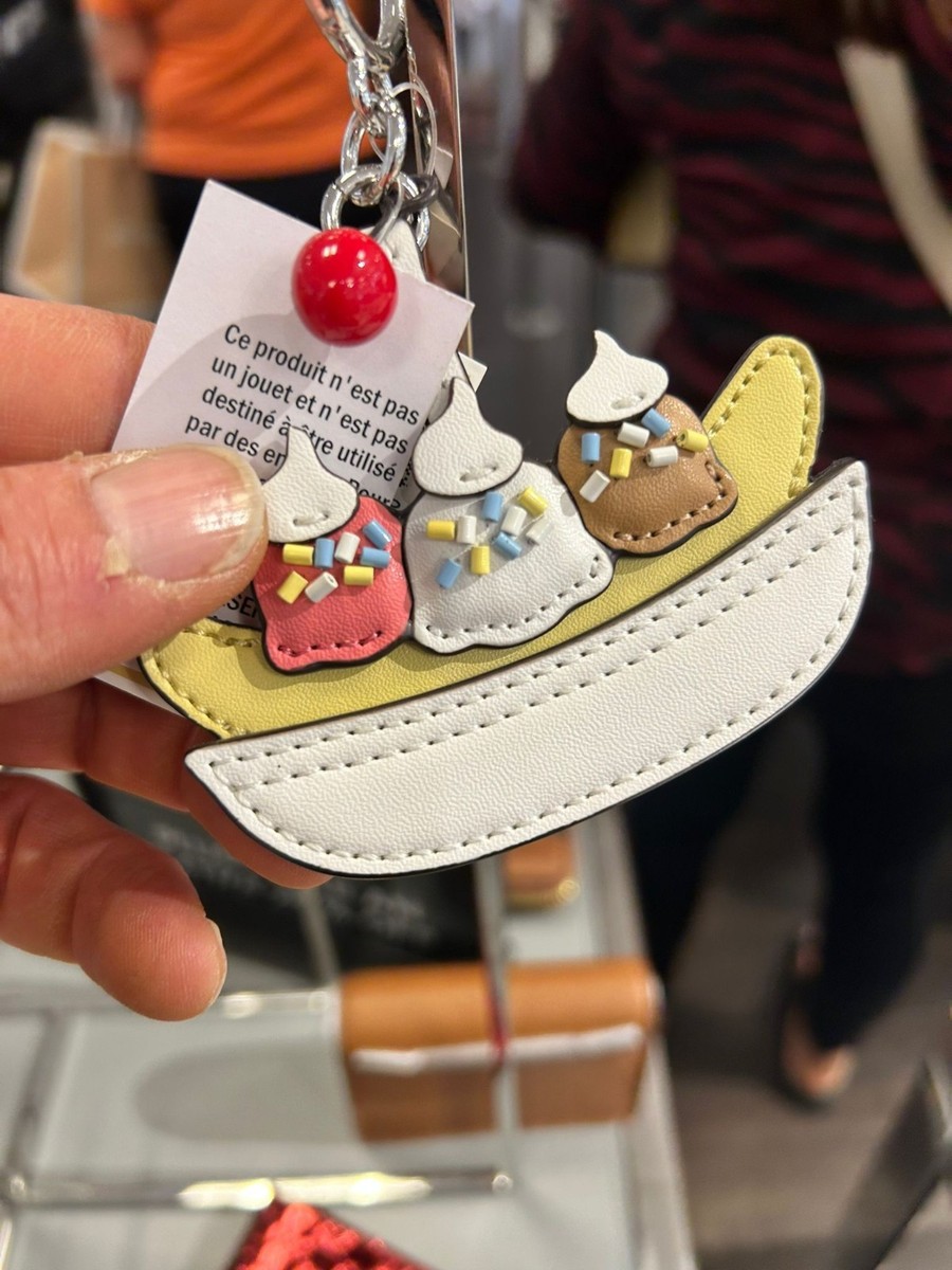 Michael Kors Giftables Banana Split Bag Charm Key Ring Chain Optic