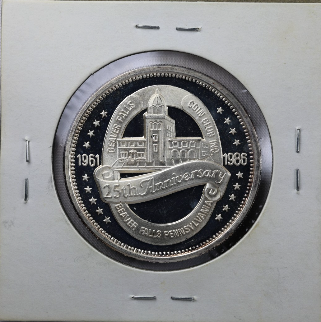 1986 Statue of Liberty Mint Freedom Coin 1 Troy Oz .999 Silver
