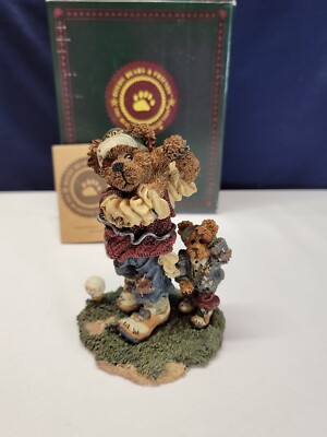 1998 Boyds Bears & Friends ''Arnold P. Bomber ... The Duffer'' Figurine - #227714