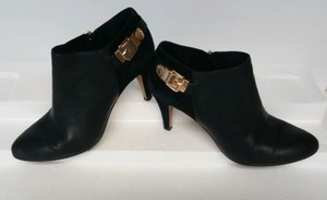 vince camuto vayda