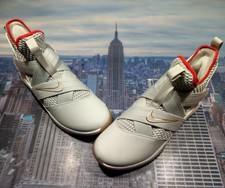 lebron soldier 12 light bone