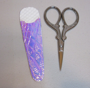 3 1/2" SILVER-TONED EMBROIDERY SCISSORS w/ 4" Pearlescent Quilted Scissor Holder