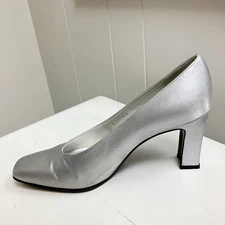 Stuart Weitzman Vtg Y2k Holiday Party Metallic Silver Fabric Dress Pump 7 1/2B