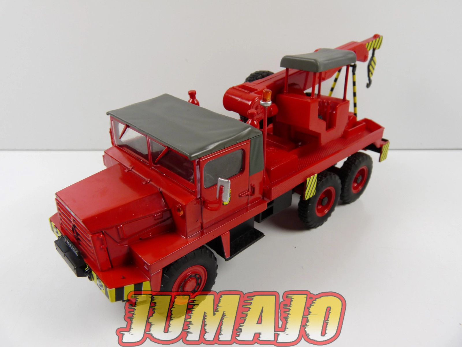 Camion Berliet GBC 8KT Grues Landes Pompiers IXO Hachette 1/43