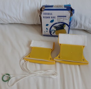 Universal Window Wiper. From China. Ideal for High Rise Lofts & Balcony Windows