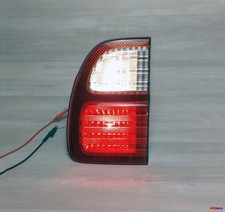 1998-2002 Lexus Lx470 Rear Right Passenger Inner Taillight Tail Light Lamp Oem 1998-2002 Lexus Lx470 Rear Right Passenger Inner Taillight Tail Light Lamp Oem