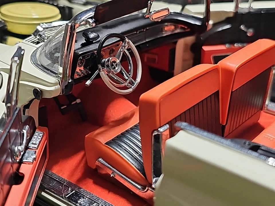 Sunstar 1958 Lincoln Cont. Mark 3 кабриолет масштаб 1:18 литой автомобиль без коробки - Изображение 4 из 4