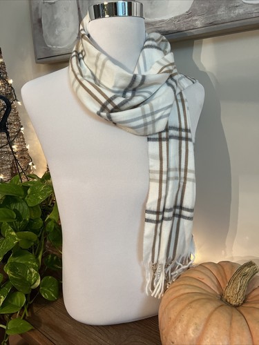 NWT Steve Madden Mid Weight Cozy Muffler Scarf with Fringe Ivory Gray Beige - Picture 6 of 6