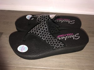 skechers vinyasa yoga foam sandals