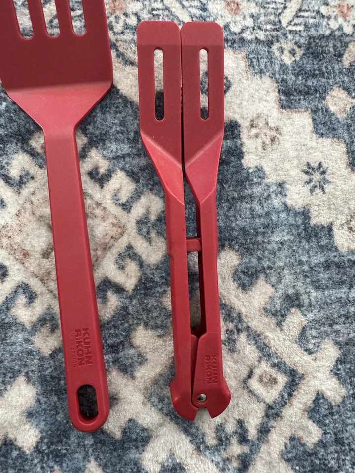 Juego de utensilios de cocina y pinzas de silicona/bloqueo Kuhn Rikon Red - Diseño suizo Foto 3 de 4