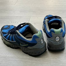 Preços baixos em Nike Multicor Calçados Vintage década de 1990