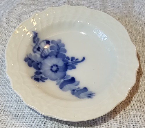 ROYAL COPENHAGEN Blue Flower Butter Pat Denmark 1505 Plate