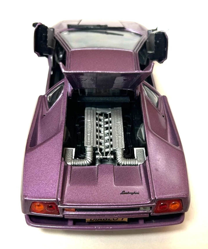 Motor Max Redbox Lamborghini Diablo Diecast Model Car Purple 1:24 Scale - Image 4 of 4