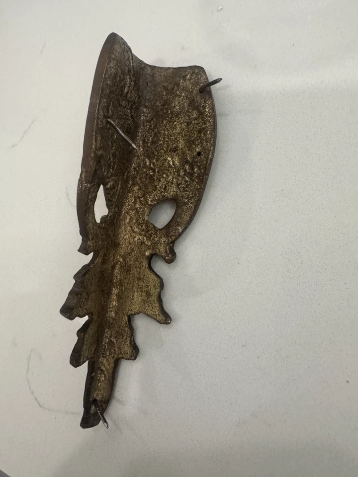 Mueble esquinero vintage de metal para decoración Foto 3 de 4