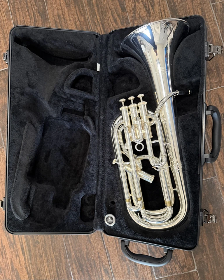 雅马哈 YBH-621S 专业中音喇叭,4 阀几乎全新 — 第 4/4 张图片