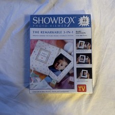 SHOWBOX PHOTO VIEWER 3-in-1 Holds 40 4x6 Inch Photos Baby Edition, New, Sealed