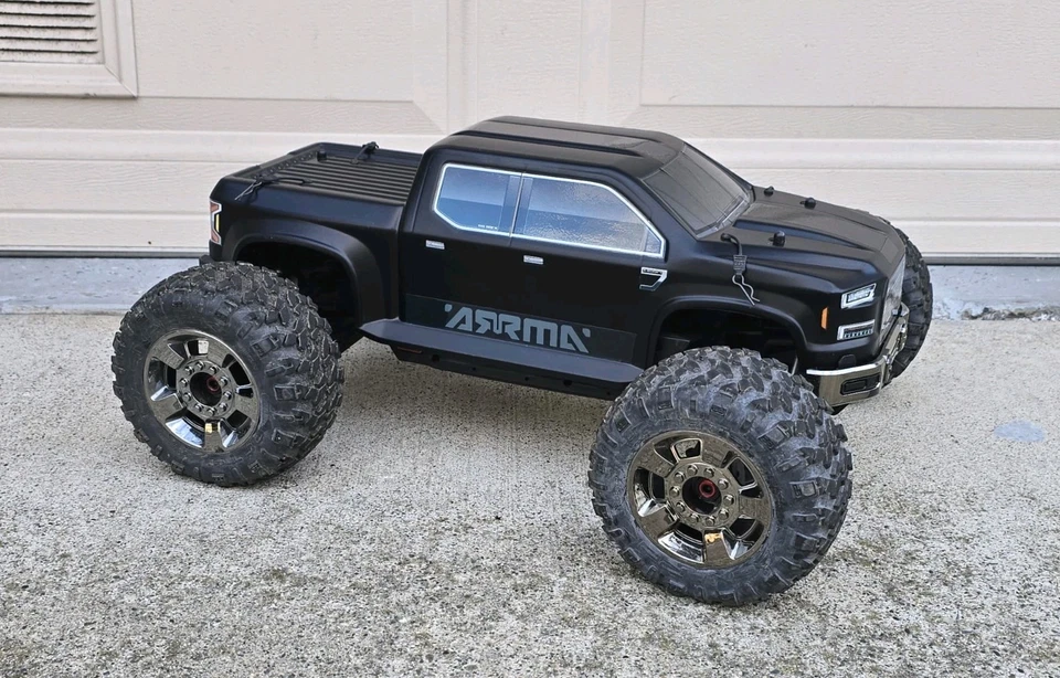 RARE Arrma Nero Big Rock 6S BLX Brushless RTR Monster Truck w/Diff Brain TTX300 - Image 3 of 4