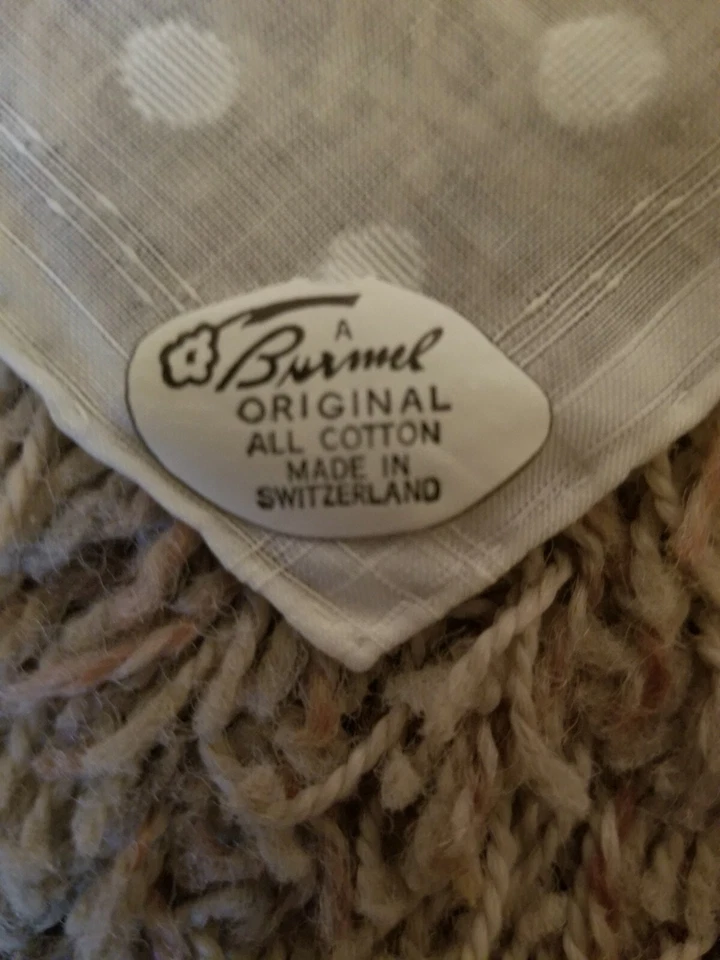 Vintage Ladies Hankie by Burmel Switzerland Floral Cotton Embroidered Unused - Image 4 of 4