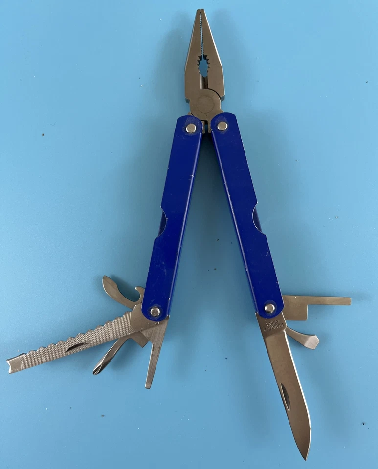 2 facas de bolso com várias ferramentas - Imagem 3 de 4