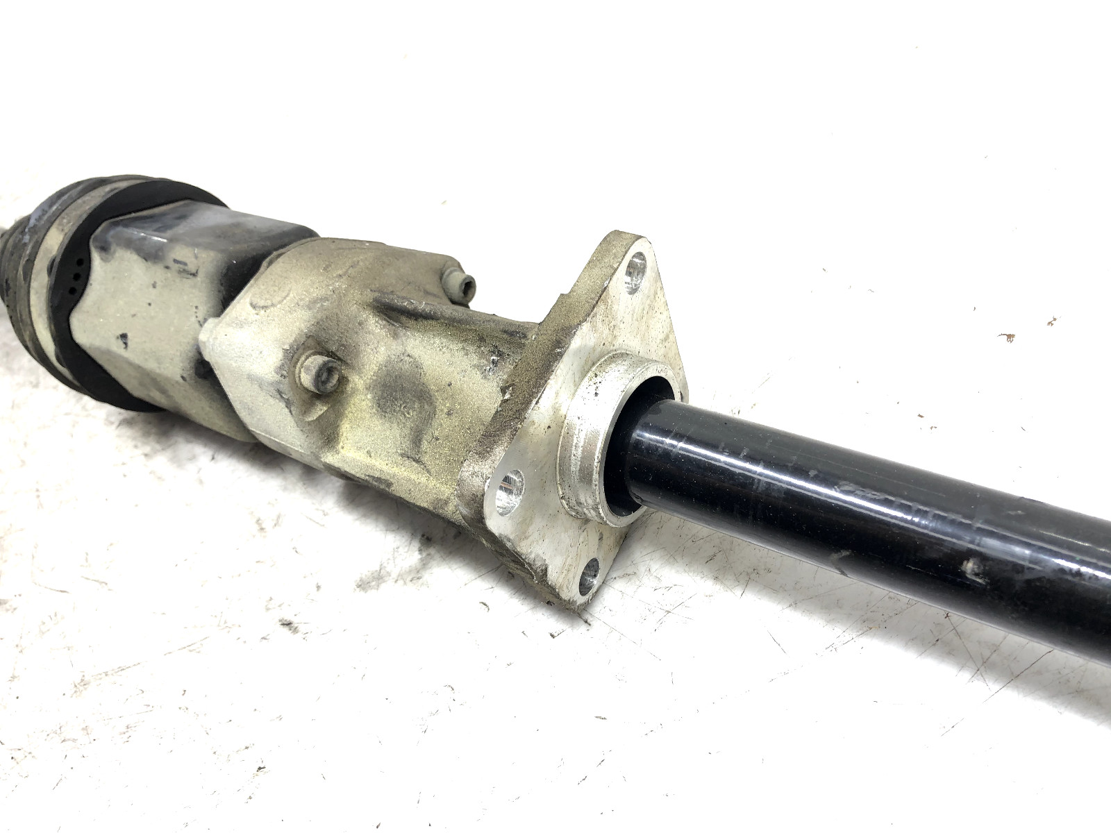 2014-2017 MASERATI QUATTROPORTE AWD LEFT DRIVER FRONT AXLE SHAFT OEM.