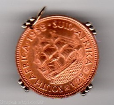 1959 coin pendant South Africa Suid Afrika 1'' Diameter 1/2 .D half penny