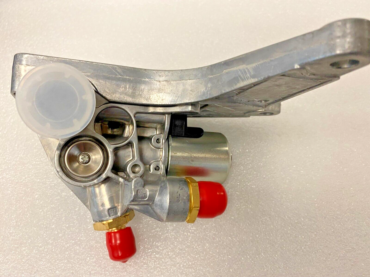 Engine Brake Air Valve For Mack 23992701, 21369922, 20994246 MADE