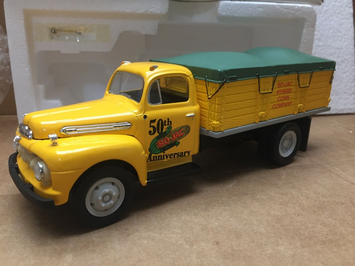 1951 Ford F-6 ボトラーズ トラック 1/34 First Gear 1/34 Scale