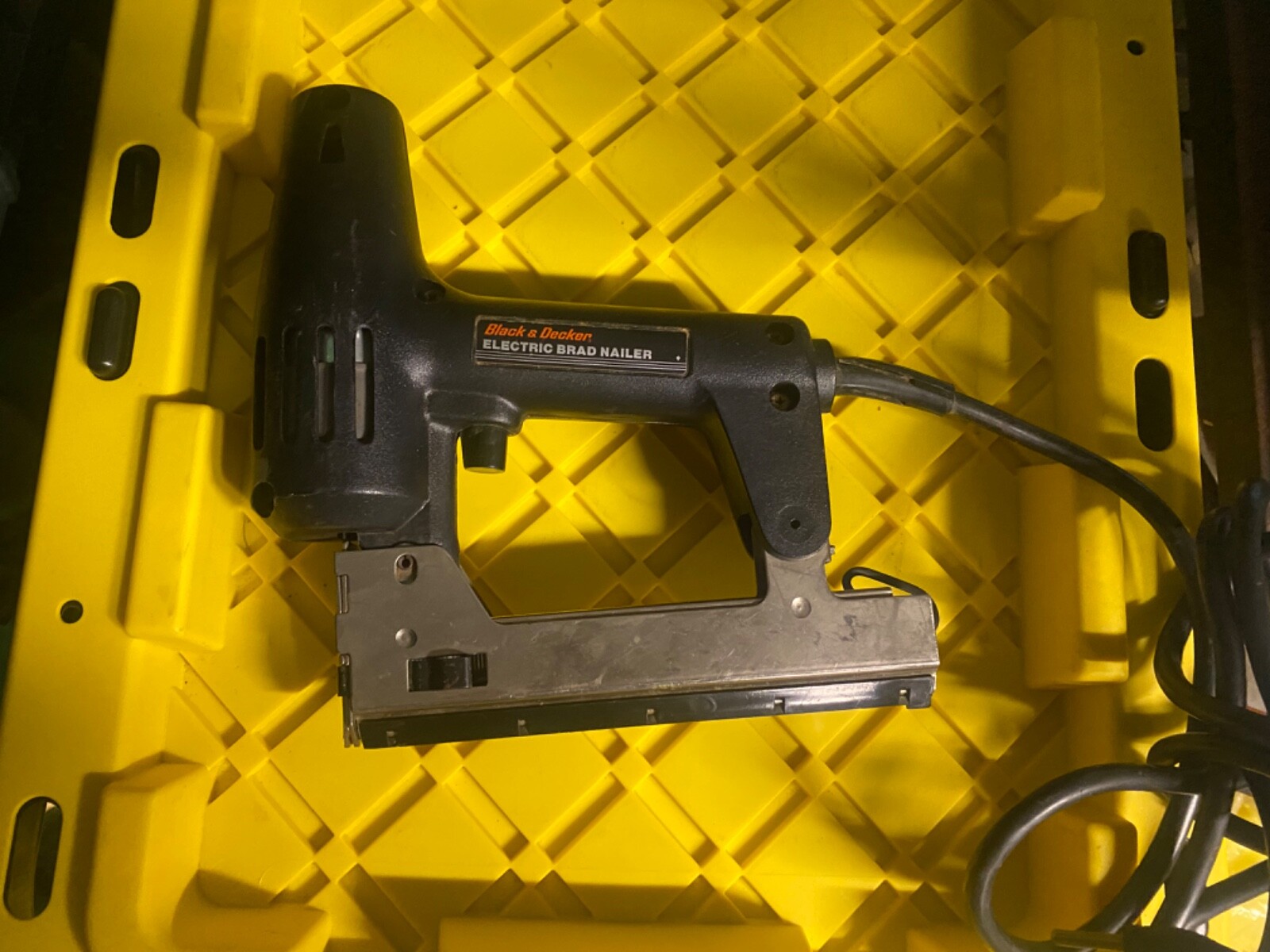 Black & Decker 9720 Type 4 Electric Brad Nailer Nice! eBay