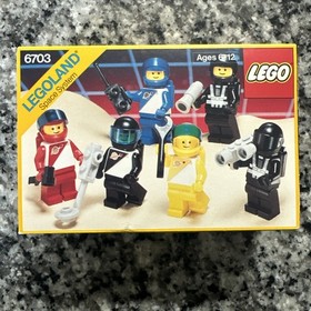 LEGO 6703 Minifig Pack &ndash; (NIB) Box peeled