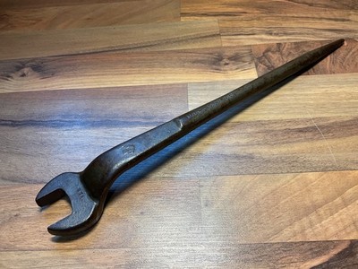 ARMSTRONG No. 1907 Iron Worker 1 1/16  Open End/Spud Wrench Made in U.S.A.