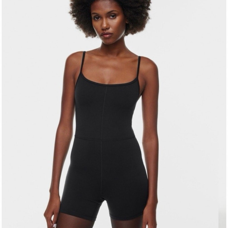 "Aritzia Wilfred Free Divinity Romper 7\" Womens XS Activewear Athleisure Black"