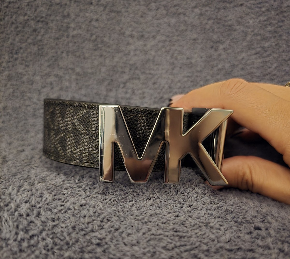 Michael Kors Reversible Signature Logo Leather Terracotta Beige Belt Sz S NWT Michael Kors Reversible Logo Leather Buckle Waist Belt  main image 3